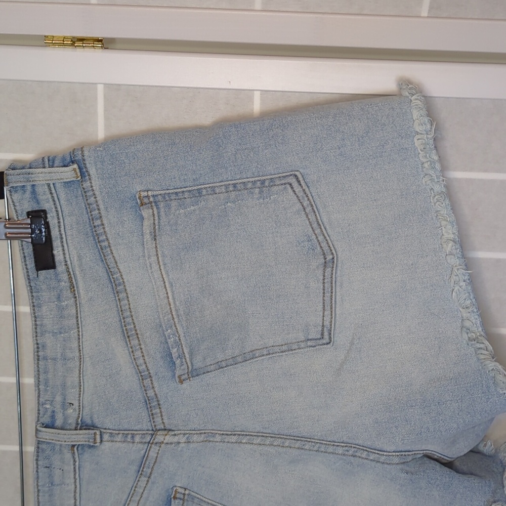 KUT From The Kloth Jane High Rise Women's Distressed Light Blue Denim Shorts - Picture 7 of 10